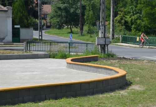 szolartsik_ter_felujitas_130725_fkcs_5.jpg