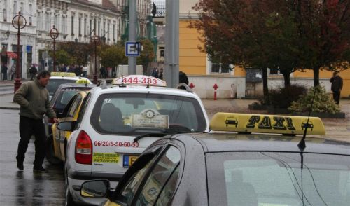 taxi_121105_fa_2.jpg