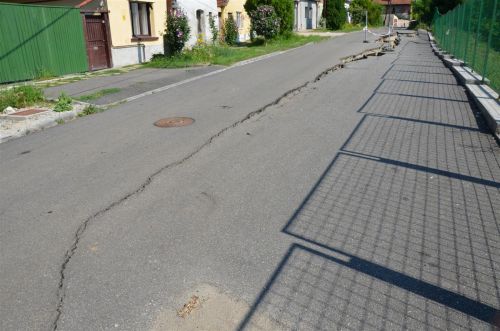 tetemvar_leszakadt_ut_120726_fkcs_1.jpg