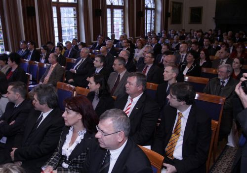 top_100_121114_ja_2.jpg