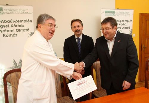 unio-coop-adomany-111208ml_3.jpg