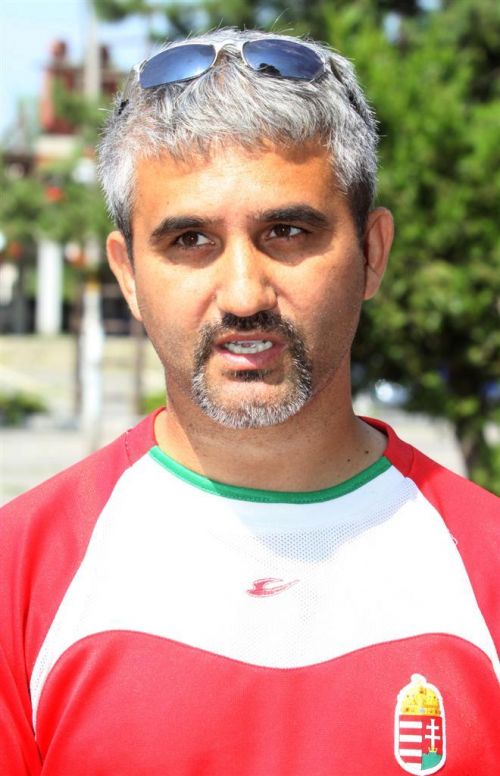 varadigabor_110708_ja.jpg