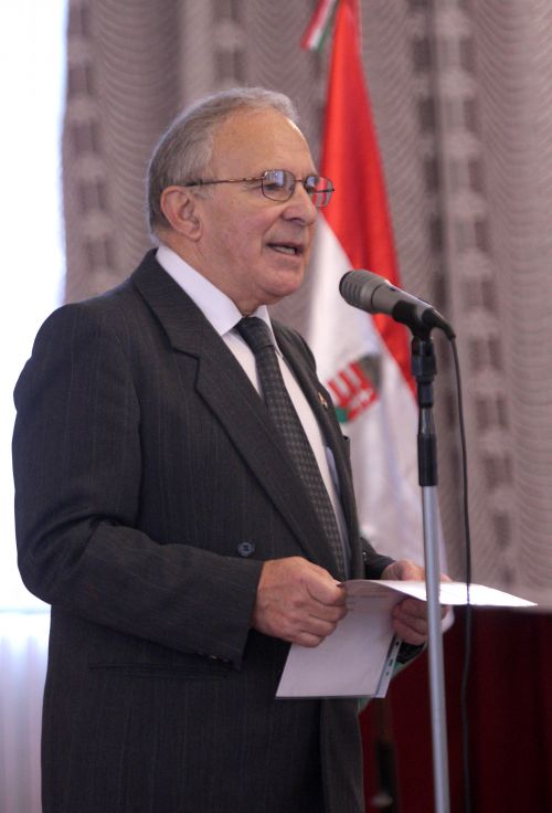varhegyi.jpg