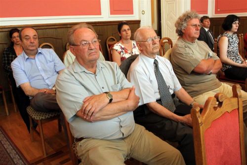 varos-konferencia-110607ml5.jpg