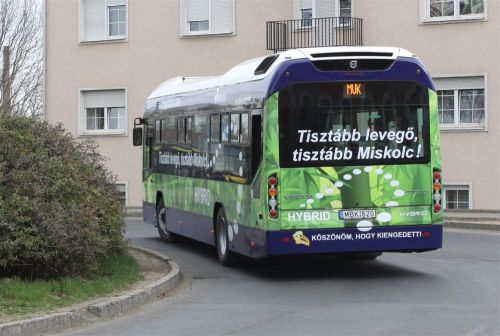 volvo-hybrid-busz-120402ml_21.jpg