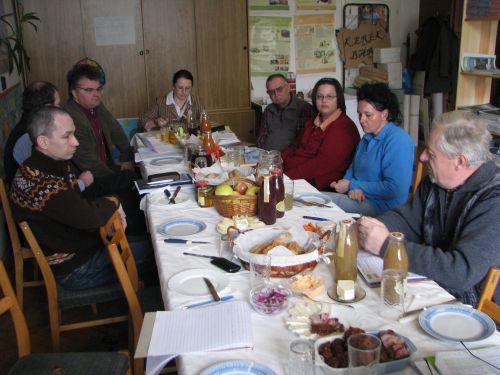 zoldreggeli_ki_120217.jpg