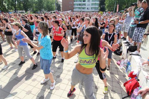 zumba-rekord-120609ml_06.jpg