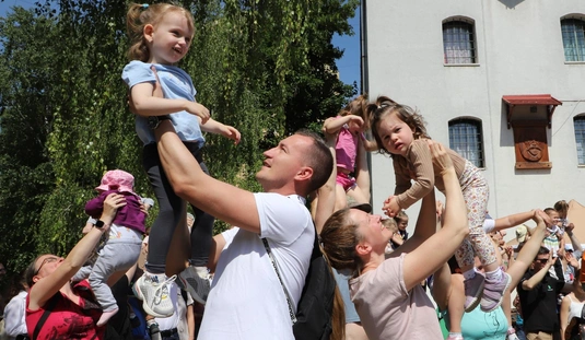 &quot;Gyereket a magasba&quot; - a Három Királyfi, Három Királylány Alapítvány rendezvénye 