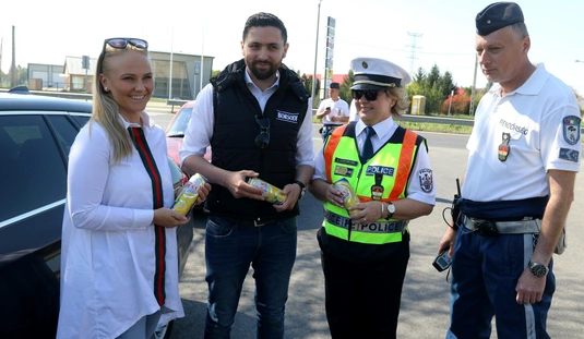 Alkoholmentes sört kaptak a szabályos sofőrök 