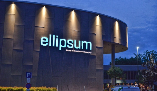 Strandok éjszakája