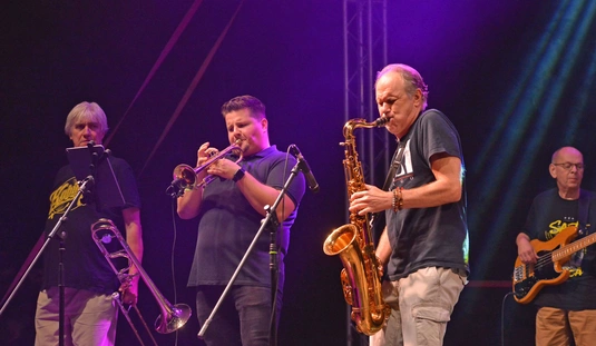 Kabinet Rt. koncert – Csengey kert