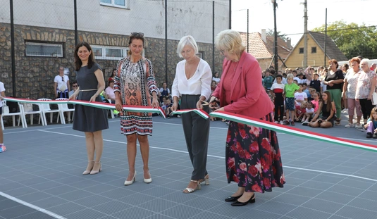 Matiscsák Éva kiállítás megnyitó