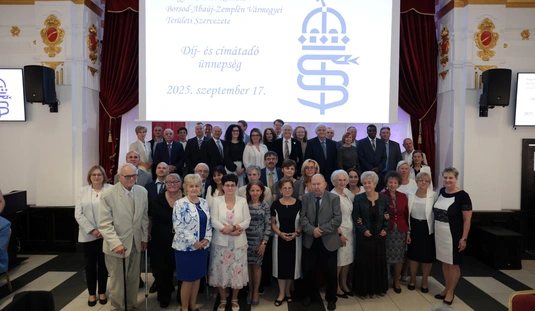 Orvosi kamarai díjátadó a Népkerti Vigadóban