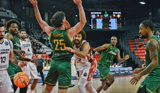 Szolnoki Olajbányász - Patrioti Levice