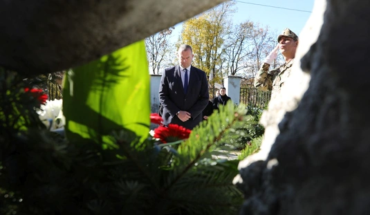 Az 1956-os forradalom és szabadságharc mártírjaira emlékeztek Miskolcon. Fotó: Juhász Ákos