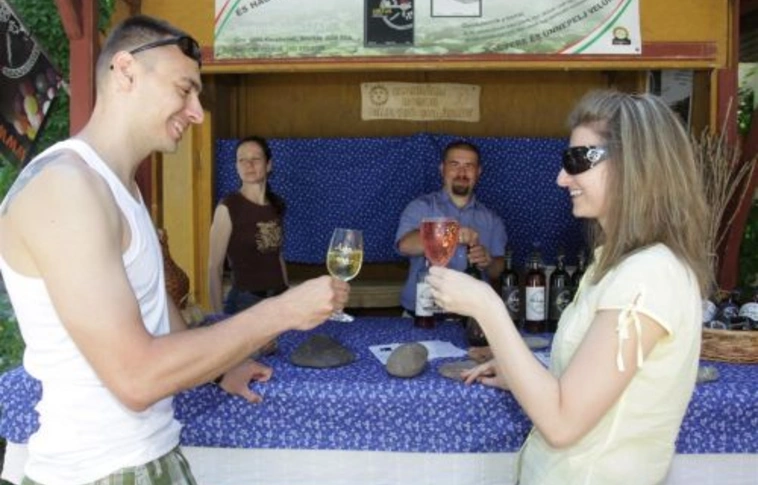 Tokaji borok, zempléni ízek az idei Bor, mámor… Bénye fesztiválon