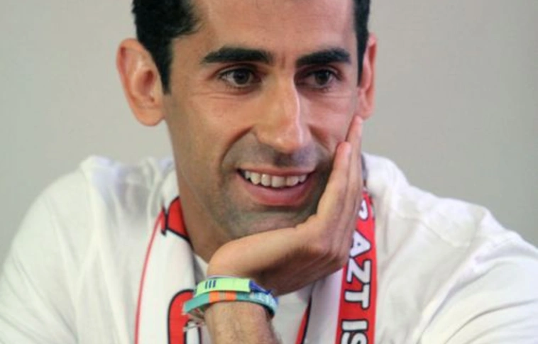 Interjút adott otthon Paco