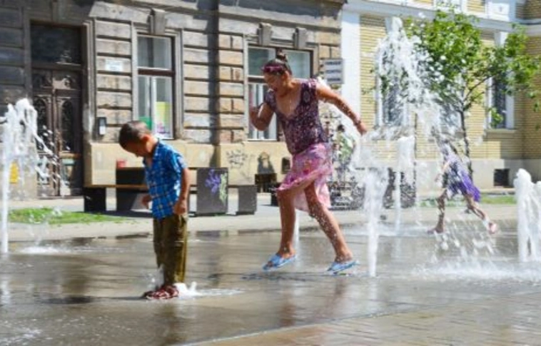 Jövő héten is marad a meleg, igazi, nyári idő