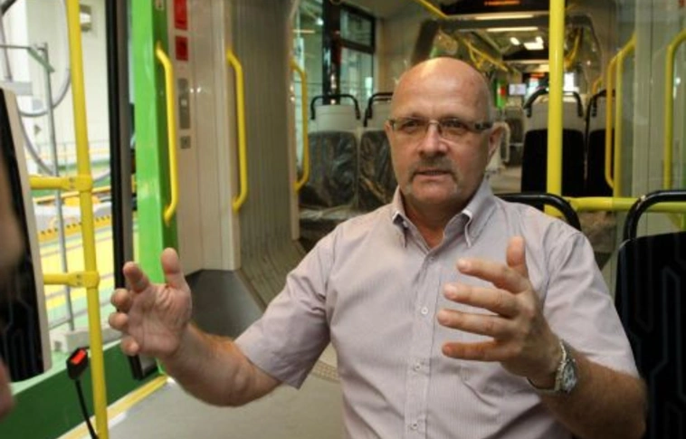 „Önmagában és szolgáltatásaiban bízó MVK-ért dolgozom”