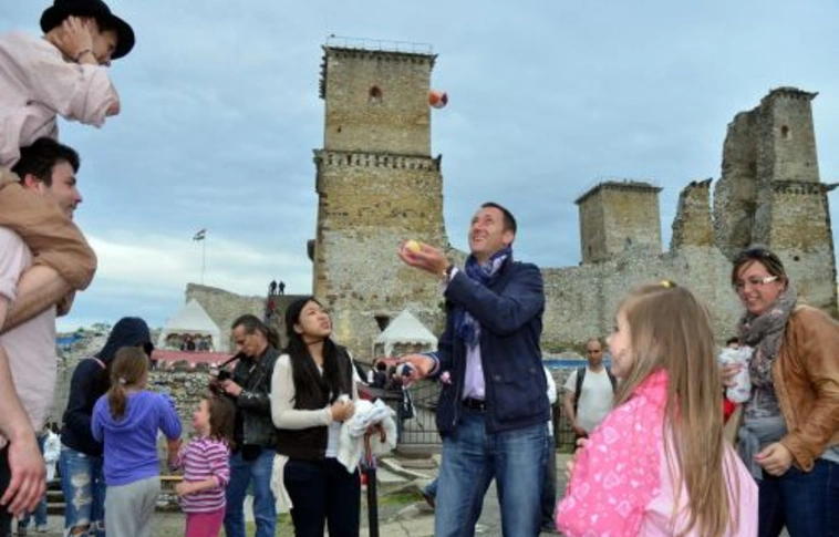 Tizenhetedszerre is Borsodi Fonó!