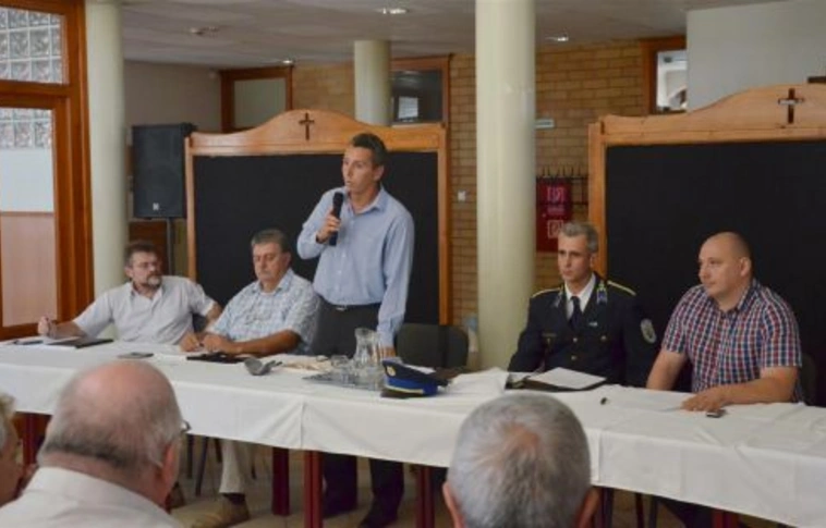 Elsősorban lyukói problémák a lakossági fórumon