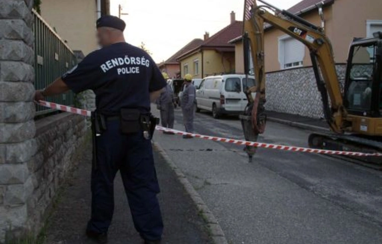 Robbanásveszély a Csermely utcában