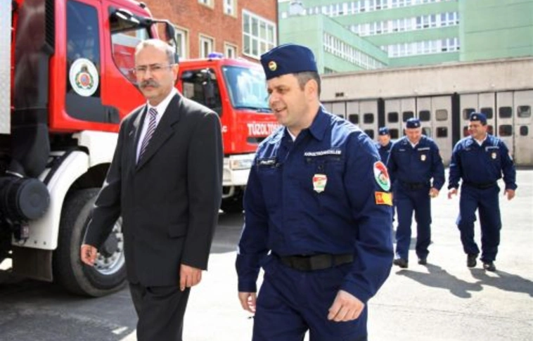 Az „évszázad árvizéhez” utazott a borsodi egység