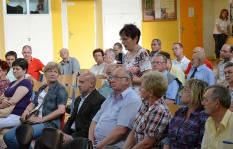 Házhoz ment a hivatal – központban a városüzemeltetés és a szemétszállítás