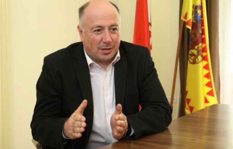 Kriza Ákos két vállra fektette a Blikket, a miskolci MSZP pedig öngólt lőtt