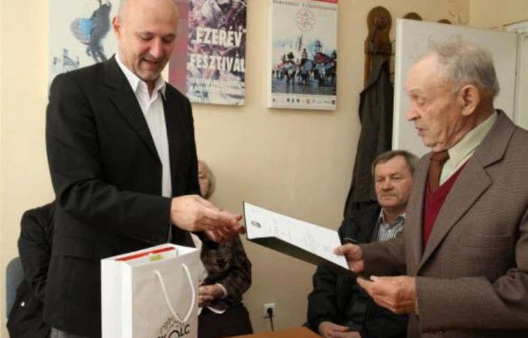 A kilencvenéves Csatári Ernőt köszöntötték