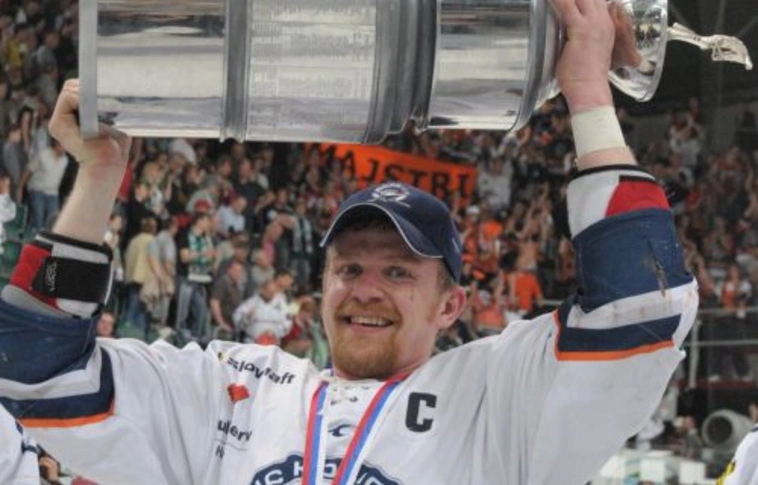 Extraliga-bajnok csatárt igazoltak a Jegesmedvék
