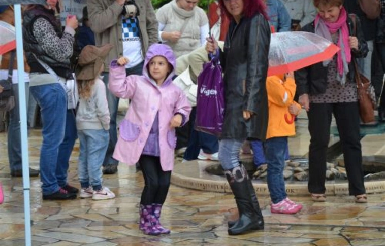 Teret adtak az ismerkedéshez
