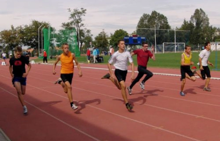 Atléták vetélkednek Diósgyőrben