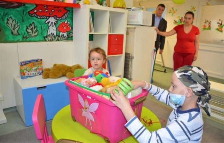 Új játszóházat kapott a GYEK