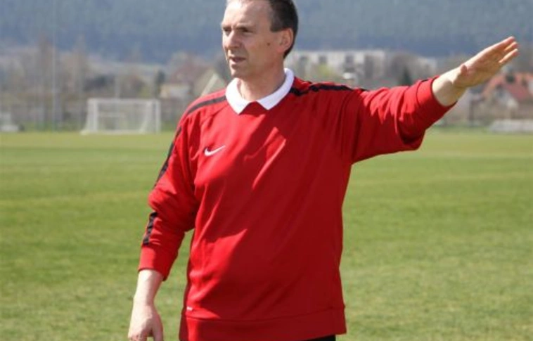 „Mint a nyár napfény nélkül”
