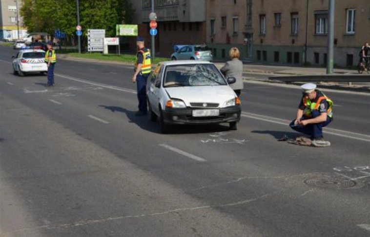 Kislányt gázoltak a József Attilán 