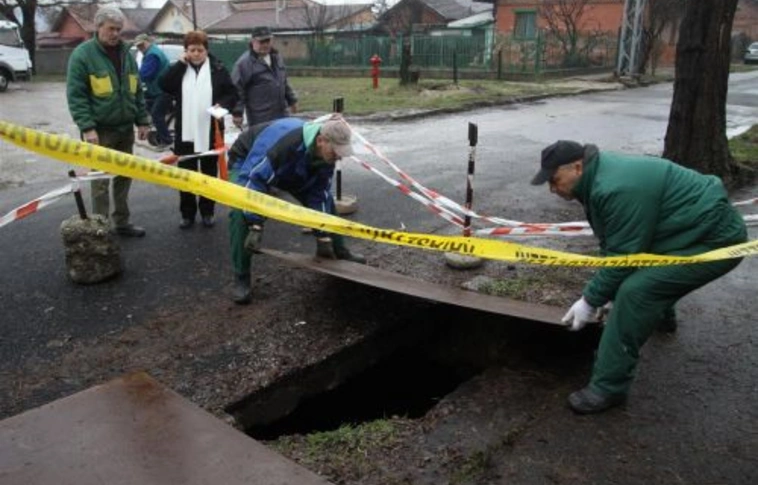 Beszakadt az út az Irma utcában