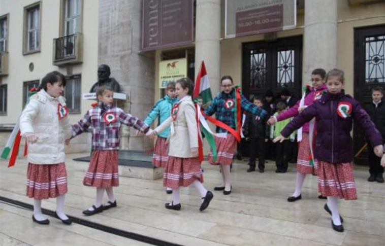 Elkezdődtek a megemlékezések