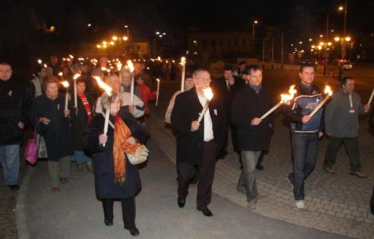 Idén is fáklyás felvonulással emlékezik az MSZP