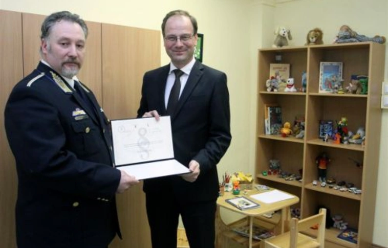 Gyermekbarát meghallgató szoba Miskolcon