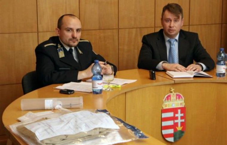 Cipője buktatta le a késes rablót
