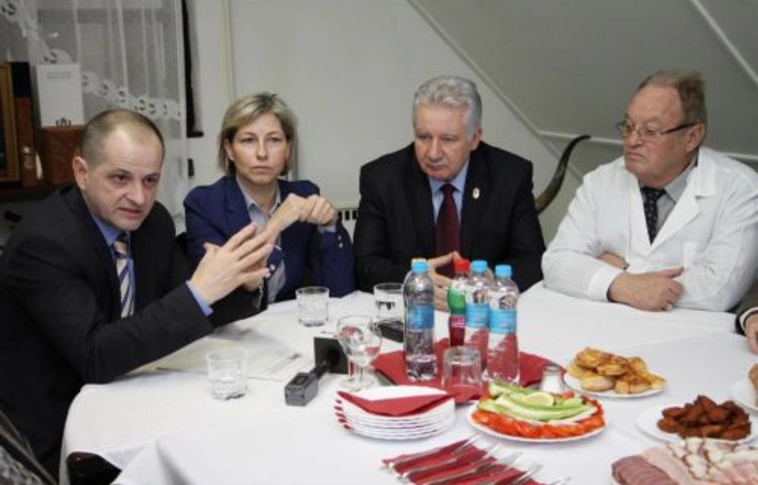 Felsőzsolcán egyeztetett az államtitkár