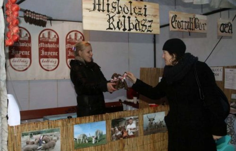 Ínyencségek és miskolci különlegességek a Szent István téren