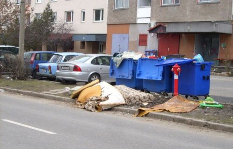 Egymással szúrtak ki a lakók