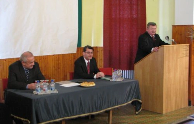 Tudományos ülés, diszciplinák között