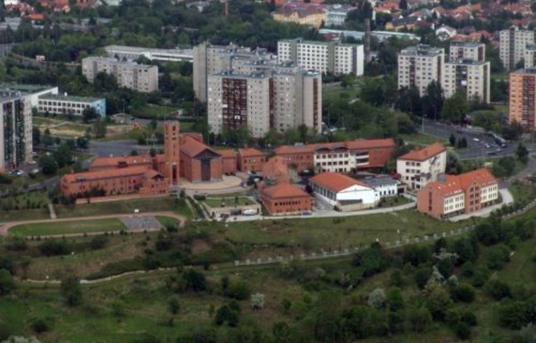 „Az építés vágya, tudása mindenkiben ott él”