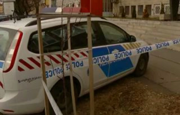 Bombariadó és kordon a Bajcsy-Zsilinszkyn