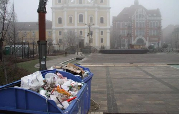 Szilveszter utáni takarítás