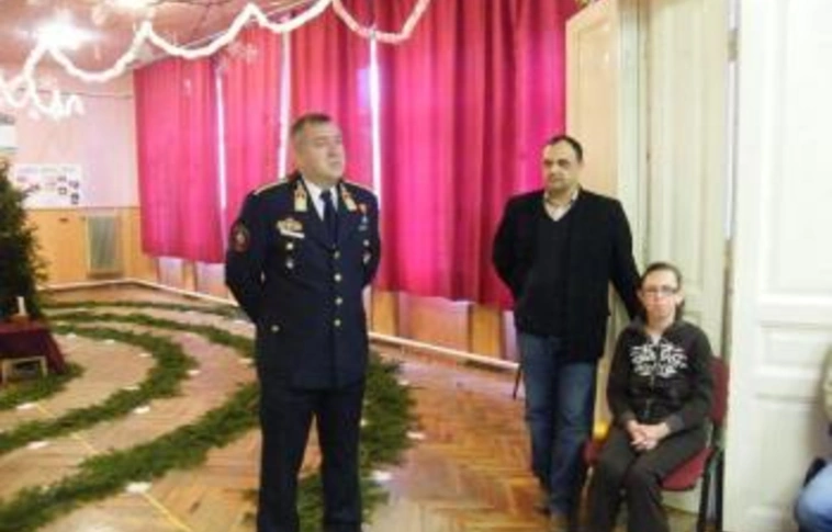 Karácsonyi adomány a Szimbiózisnak