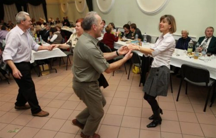 Szilveszteri bál Görömbölyön